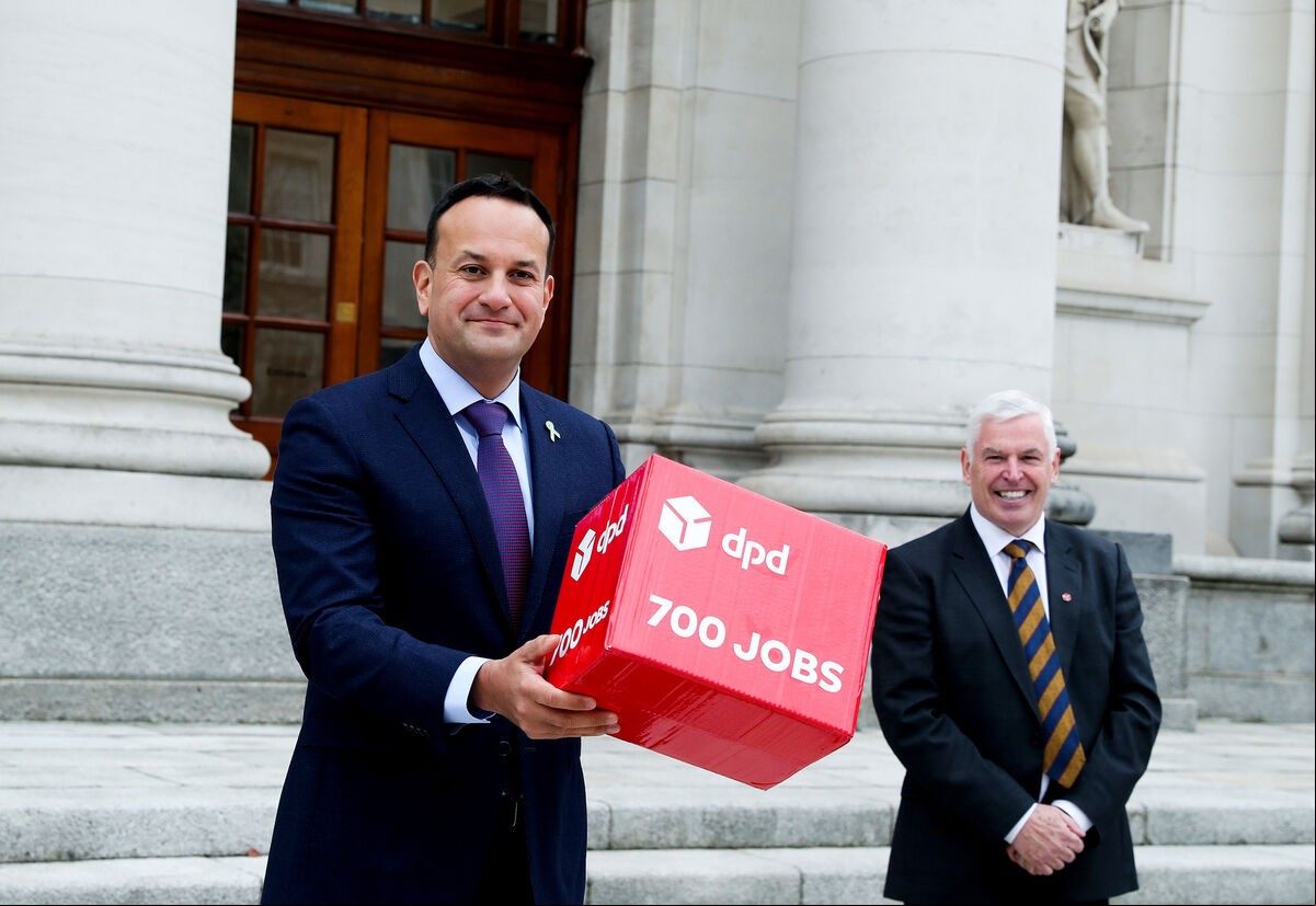 Tánaiste and Minister for Enterprise Trade and Employment, Leo Varadkar T.D. and DPD Ireland chief executive Des Travers. Tánaiste and Minister for Enterprise Trade and Employment, Leo Varadkar T.D. and DPD Ireland chief executive Des Travers.