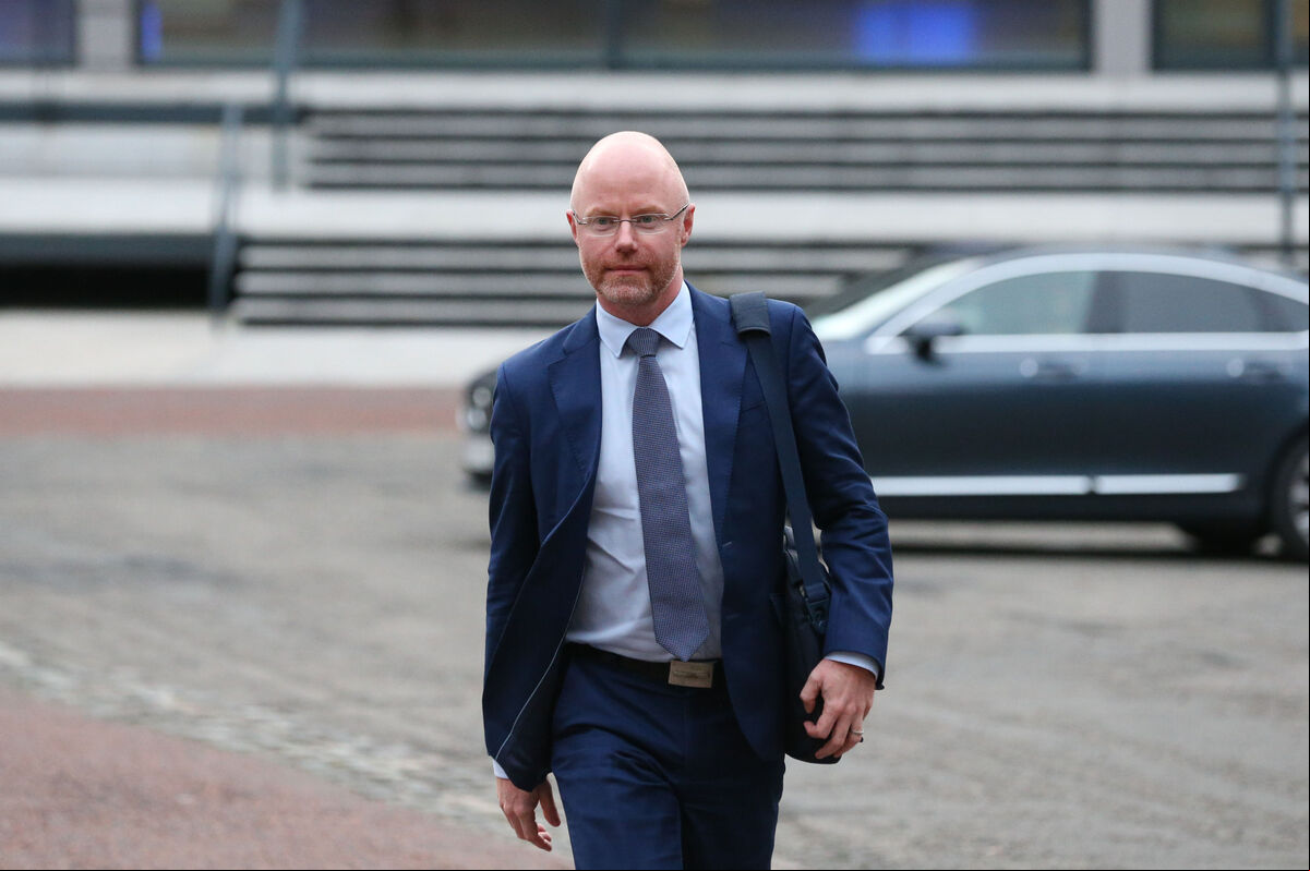Stephen Donnelly said he favoured the introduction of urgent and rapid sanctions for outlets that are not checking patrons for vaccine certification. Photograph: Sasko Lazarov / RollingNews.ie Stephen Donnelly said he favoured the introduction of urgent and rapid sanctions for outlets that are not checking patrons for vaccine certification. Photograph: Sasko Lazarov / RollingNews.ie
