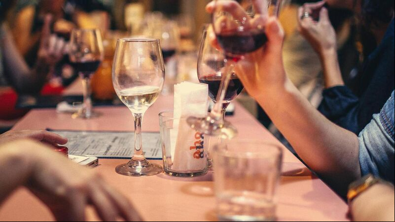 Donnelly warns hospitality sector over Covid rules Donnelly warns hospitality sector over Covid rules