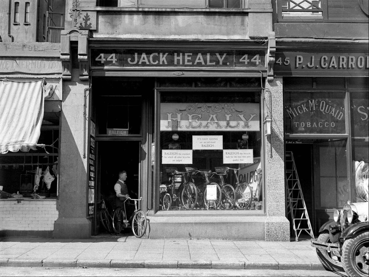 Jack Healy Cycles, MacCurtain Street, Cork shopfront in July 1935. Jack Healy Cycles, MacCurtain Street, Cork shopfront in July 1935.