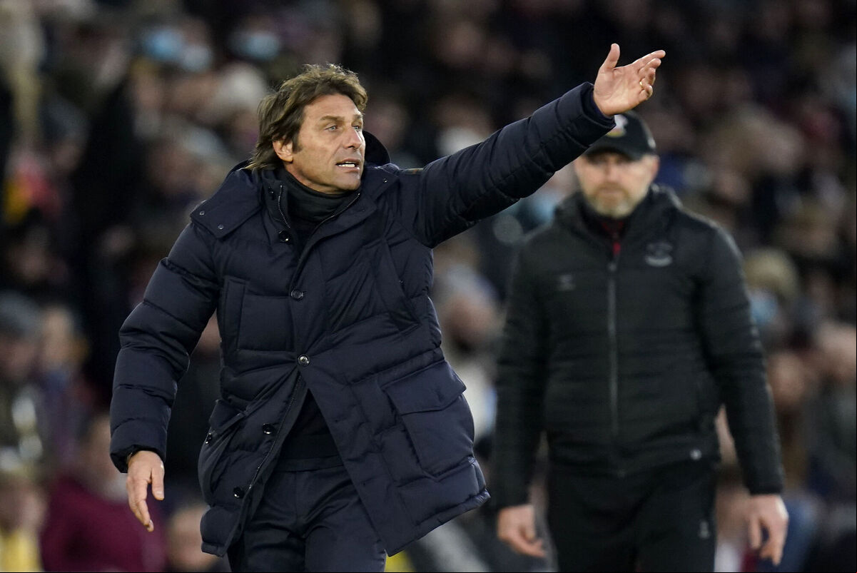 Tottenham Hotspur manager Antonio Conte (left) instructs his players as Southampton manager Ralph Hasenhuttl looks on during the Premier League match at St Mary's Stadium, Southampton. Picture: Andrew Matthews/PA Wire Tottenham Hotspur manager Antonio Conte (left) instructs his players as Southampton manager Ralph Hasenhuttl looks on during the Premier League match at St Mary's Stadium, Southampton. Picture: Andrew Matthews/PA Wire