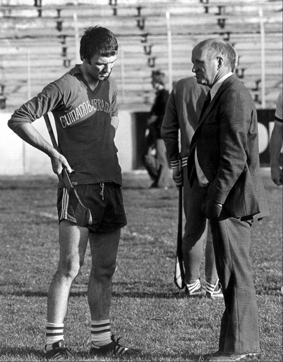 CORK GREATS: Jimmy Barry-Murphy gets some tips from Christy Ring at Páirc Uí Chaoimh. CORK GREATS: Jimmy Barry-Murphy gets some tips from Christy Ring at Páirc Uí Chaoimh.