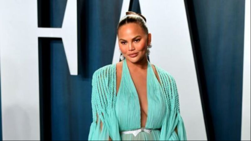 Chrissy Teigen marks one year of sobriety in honest post about her drinking days