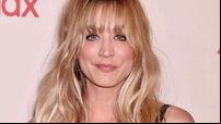 How to tell others you’re struggling, as Kaley Cuoco opens up about ‘one of the hardest years’ of her life
