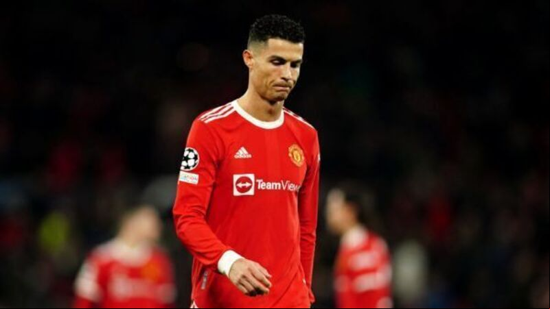 Football rumours: Cristiano Ronaldo looks into Chelsea move Football rumours: Cristiano Ronaldo looks into Chelsea move