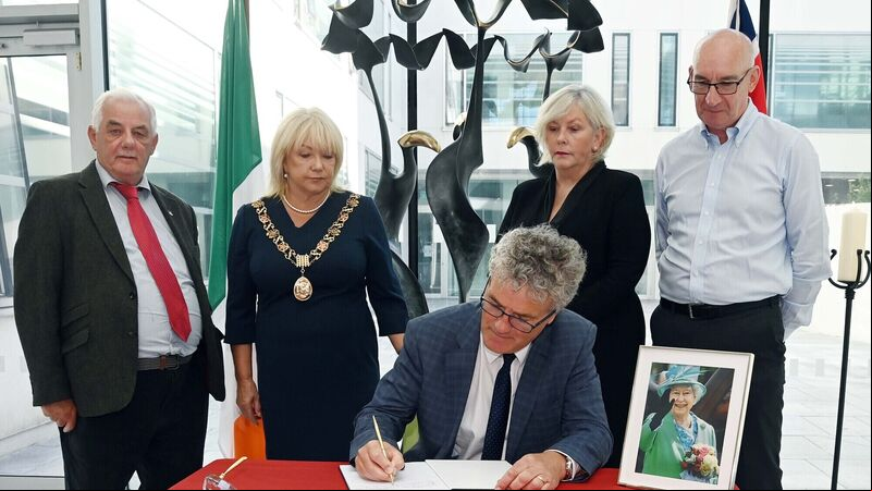 Queen's visit to Ireland in 2011 'the crowning moment' of peace process, Taoiseach says Queen's visit to Ireland in 2011 'the crowning moment' of peace process, Taoiseach says