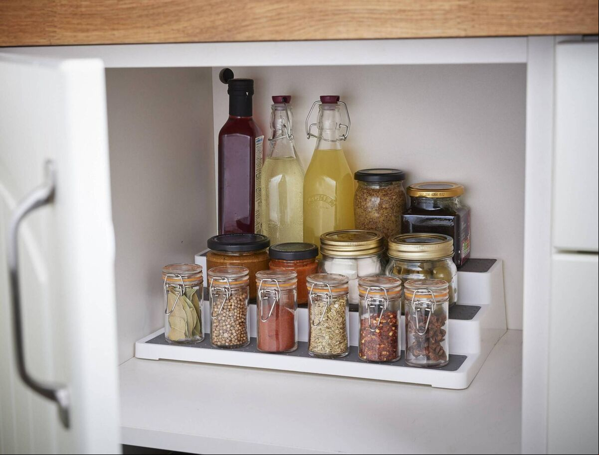 “The main things I’m looking for are how can we best make use of the space? It’s often the case when you go into a kitchen or closet, you shove stuff into cupboards and hope for the best.” “The main things I’m looking for are how can we best make use of the space? It’s often the case when you go into a kitchen or closet, you shove stuff into cupboards and hope for the best.”