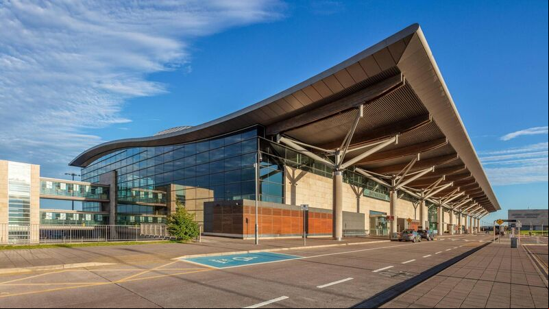 Cork Airport to welcome 43,000 engers over Jazz weekend Cork Airport to welcome 43,000 engers over Jazz weekend