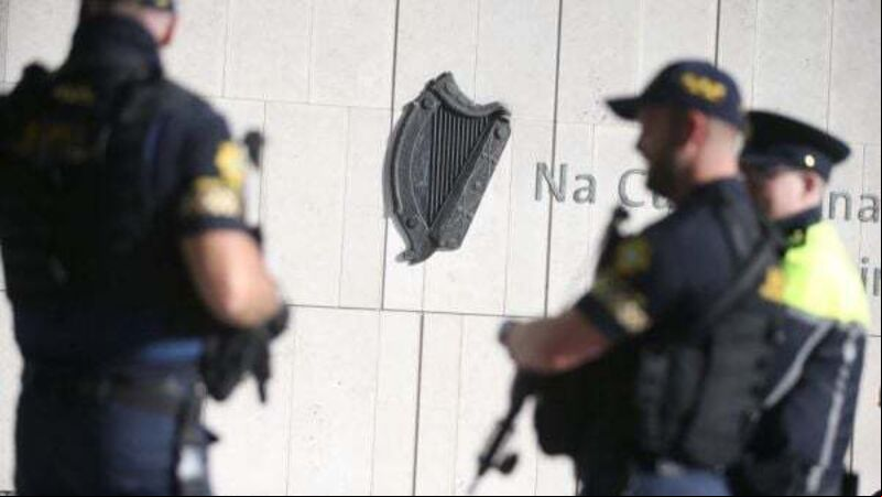 Hutch trial: Court hears evidence from surveillance unit officers Hutch trial: Court hears evidence from surveillance unit officers