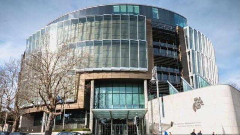 Man who brandished knives while robbing Centra jailed for four years Man who brandished knives while robbing Centra jailed for four years