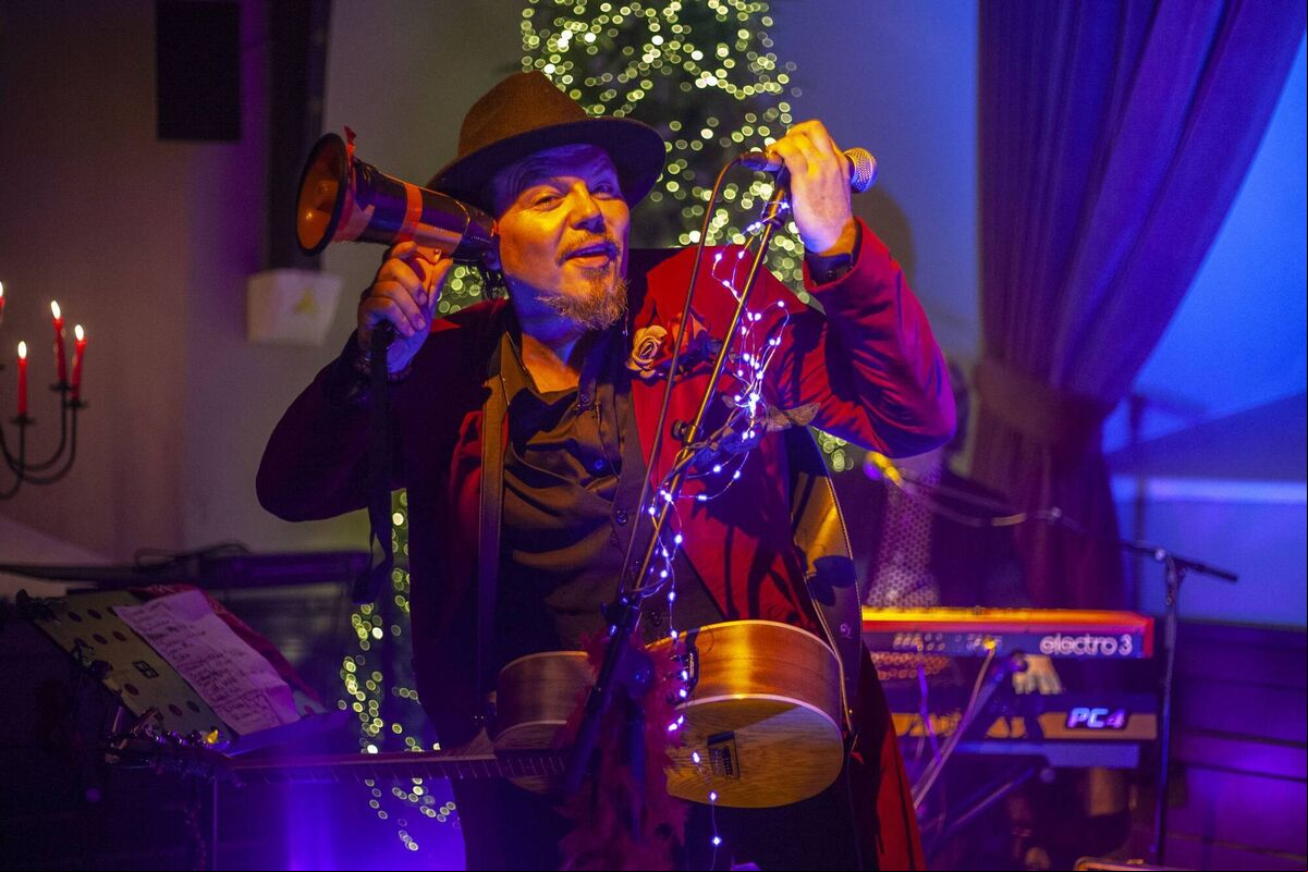 Jack Lukeman performing at New Year's Eve party at Seachurch in Ballycotton. Picture: Wayne Forde Jack Lukeman performing at New Year's Eve party at Seachurch in Ballycotton. Picture: Wayne Forde