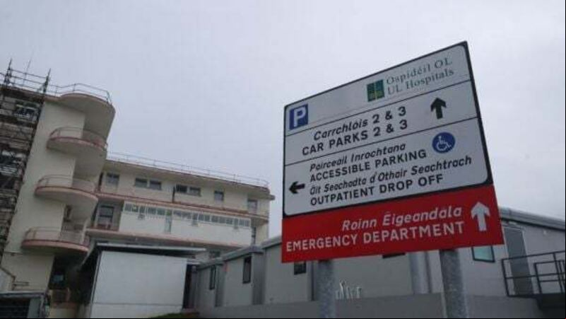Trolley watch: 541 people waiting for beds across Irish hospitals Trolley watch: 541 people waiting for beds across Irish hospitals