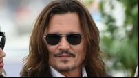 Johnny Depp sorry to pull out of Hollywood Vampires concerts with ankle fracture