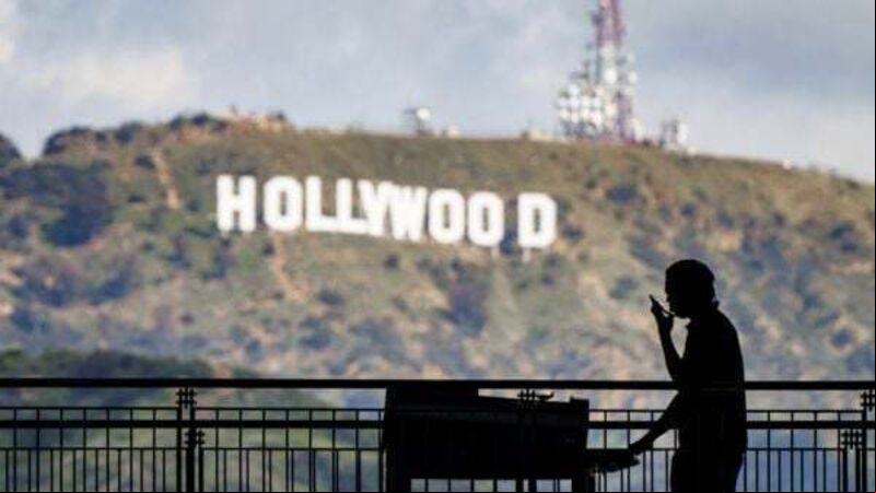 Hollywood directors reach labour pact, writers remain on strike Hollywood directors reach labour pact, writers remain on strike