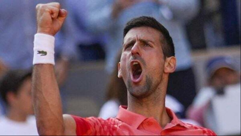 Novak Djokovic fights back to book place in French Open semi-finals