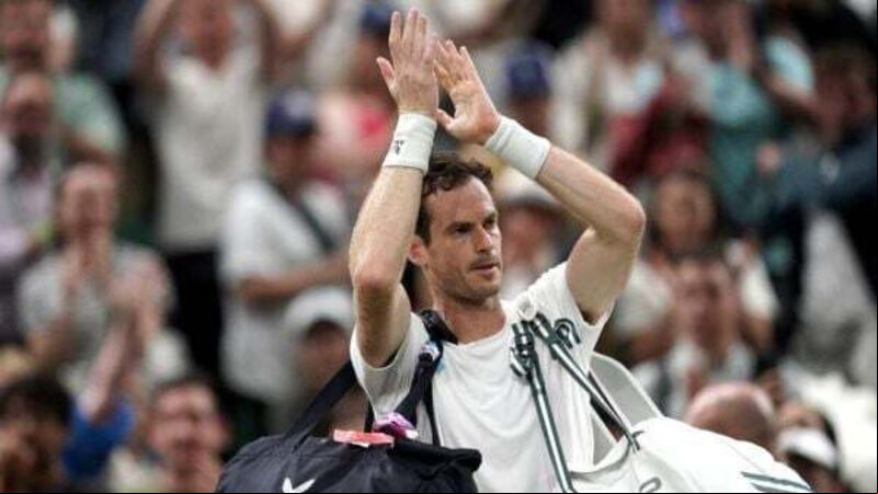 Andy Murray Centre Court classic curtailed by curfew at Wimbledon Andy Murray Centre Court classic curtailed by curfew at Wimbledon