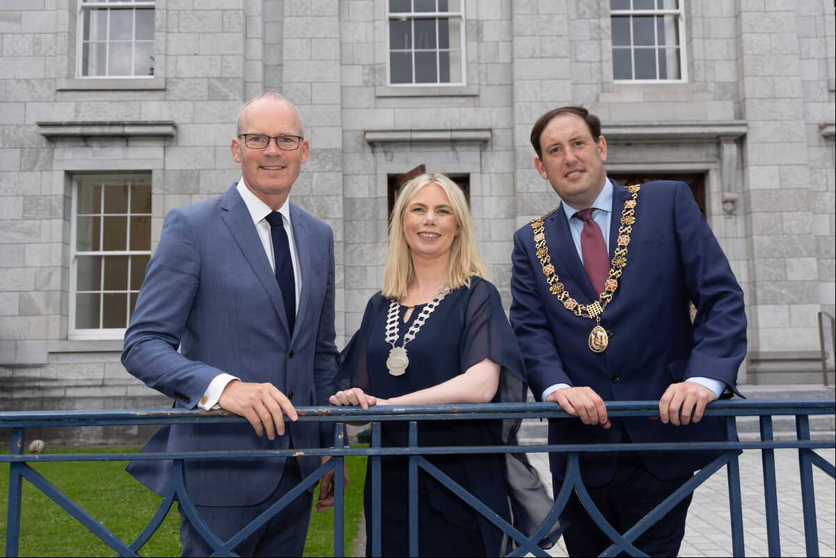 Minister for Enterprise, Trade & Employment, Simon Coveney TD, President of Network Cork Ingrid Seim and Lord Mayor Cllr Kieran McCarthy at the September Network Cork meeting in the Millennium Hall, City Hall. Picture: Darragh Kane Minister for Enterprise, Trade & Employment, Simon Coveney TD, President of Network Cork Ingrid Seim and Lord Mayor Cllr Kieran McCarthy at the September Network Cork meeting in the Millennium Hall, City Hall. Picture: Darragh Kane