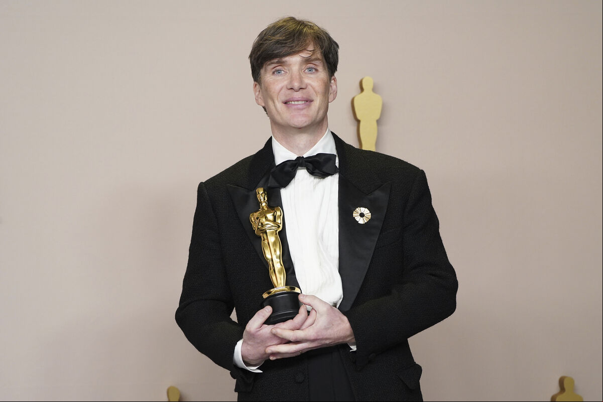 Cillian Murphy poses in the press room with the award for best performance by an actor in a leading role for "Oppenheimer" at the Oscars on Sunday, March 10, 2024, at the Dolby Theatre in Los Angeles. (Photo by Jordan Strauss/Invision/AP) Cillian Murphy poses in the press room with the award for best performance by an actor in a leading role for "Oppenheimer" at the Oscars on Sunday, March 10, 2024, at the Dolby Theatre in Los Angeles. (Photo by Jordan Strauss/Invision/AP)