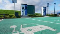 Filling stations to be required to display EV price comparison poster
