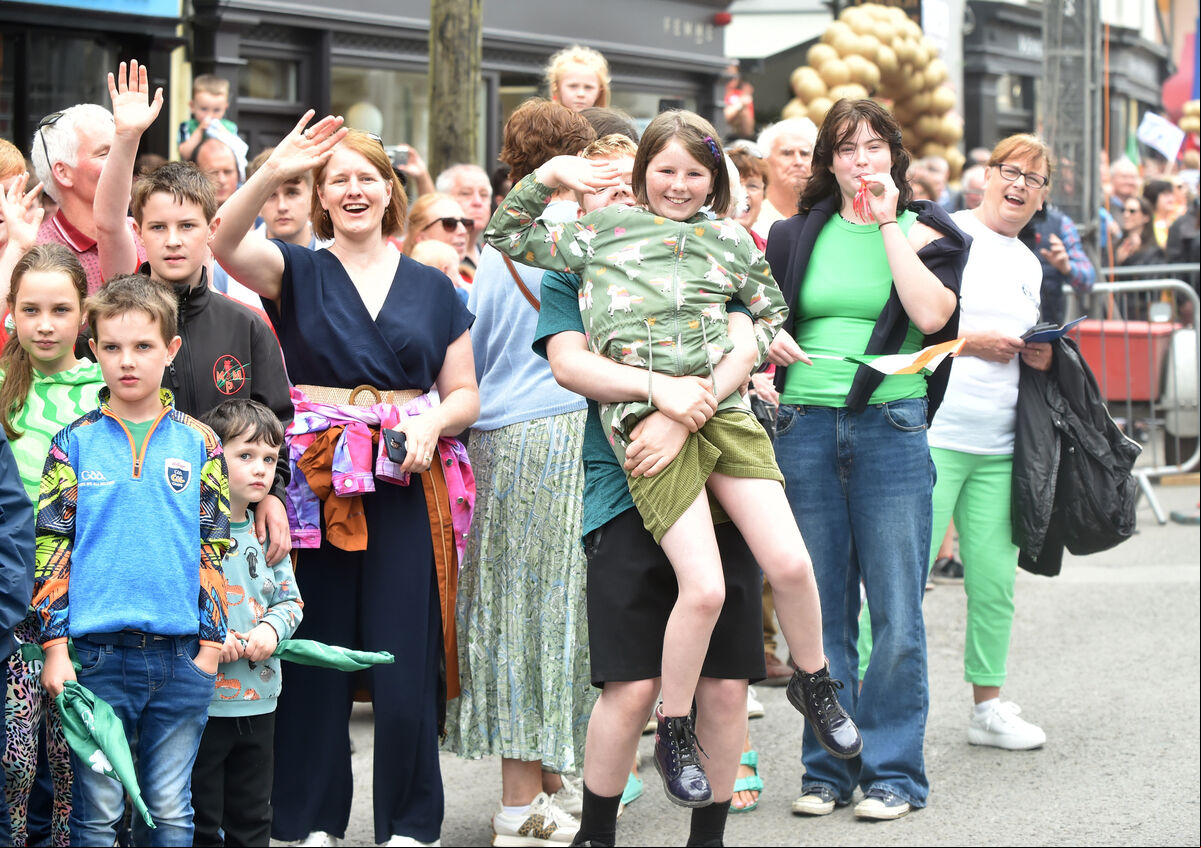 Excitement in Skibbereen at the homecoming. Picture: Eddie O'Hare Excitement in Skibbereen at the homecoming. Picture: Eddie O'Hare