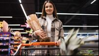 7 budgeting lessons to teach your teenager before they head to university