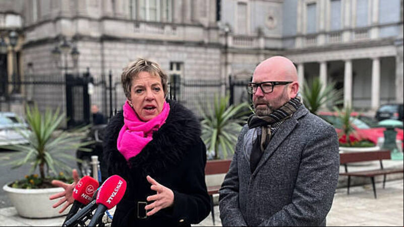 ‘Unlikely’ Labour will go into government with Fine Gael and Fianna Fáil – Bacik ‘Unlikely’ Labour will go into government with Fine Gael and Fianna Fáil – Bacik