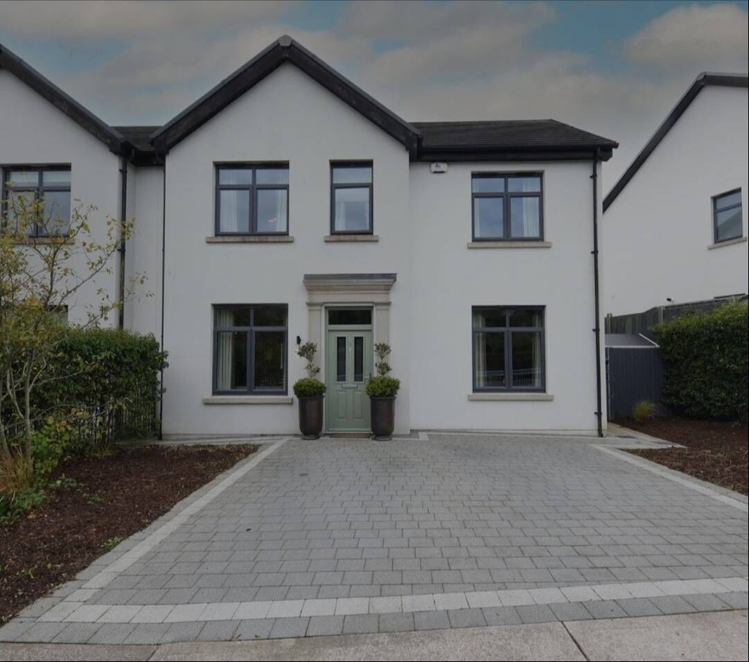 7, Ocean Drive in Kinsale, is on the market for €495,000. 7, Ocean Drive in Kinsale, is on the market for €495,000.