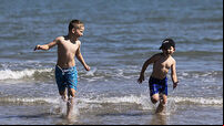 Enjoy the sunny weather this weekend – as Met Éireann predicts rain to return soon