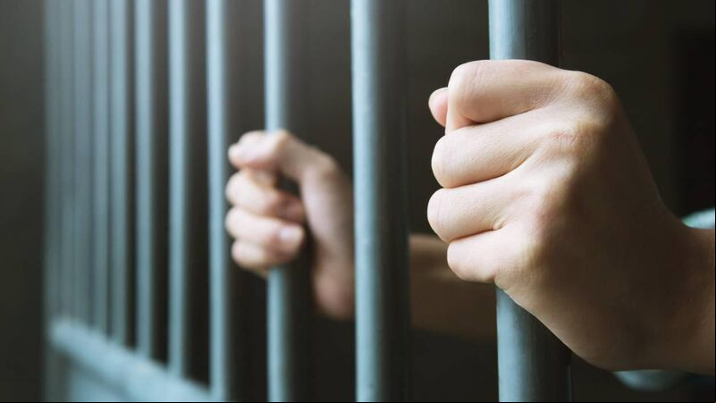 Cork man jailed for only carrying out four of 100 hours of community service Cork man jailed for only carrying out four of 100 hours of community service